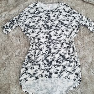 Lularoe Speckled Black, Gray & White Irma Tunic